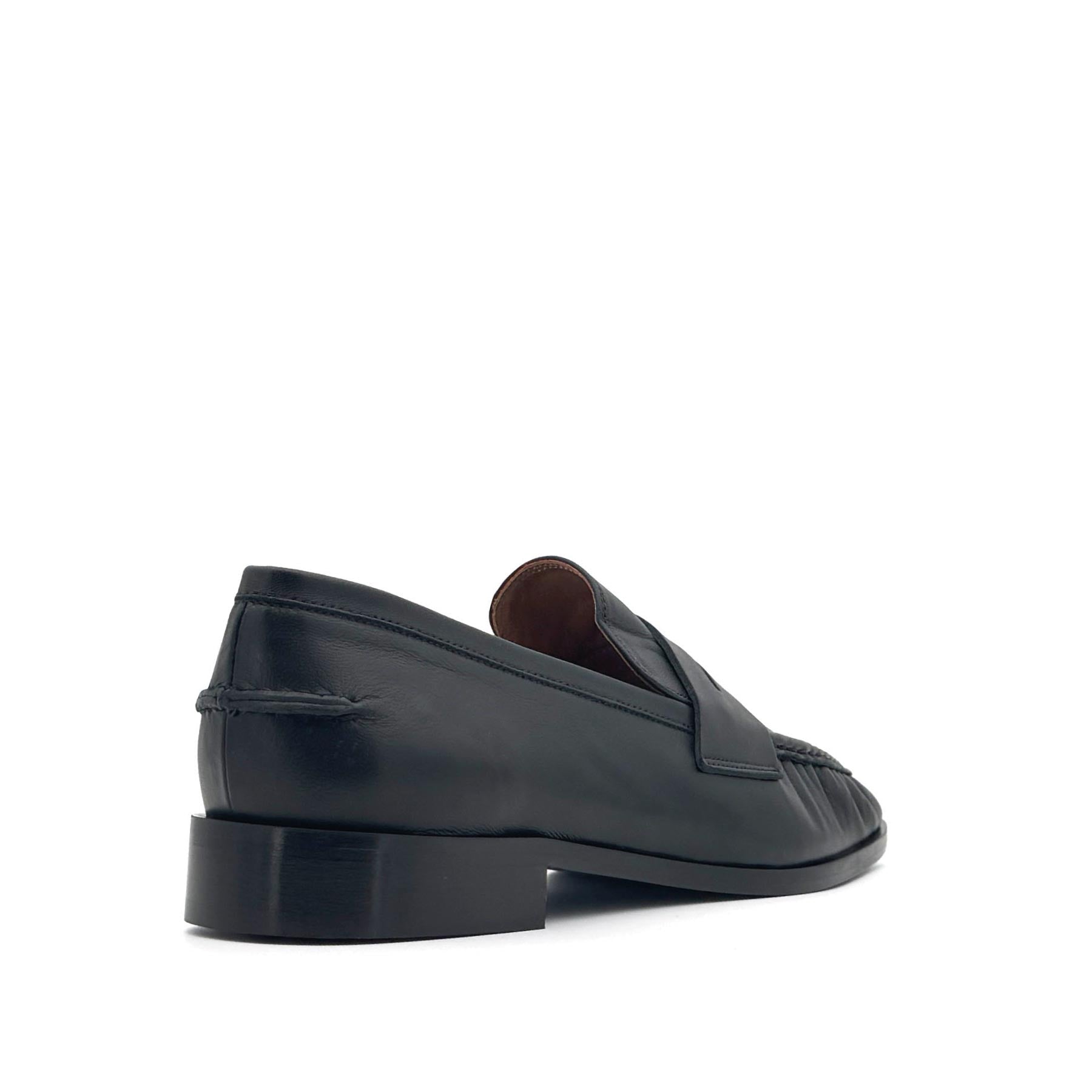 Airola Black Nappa