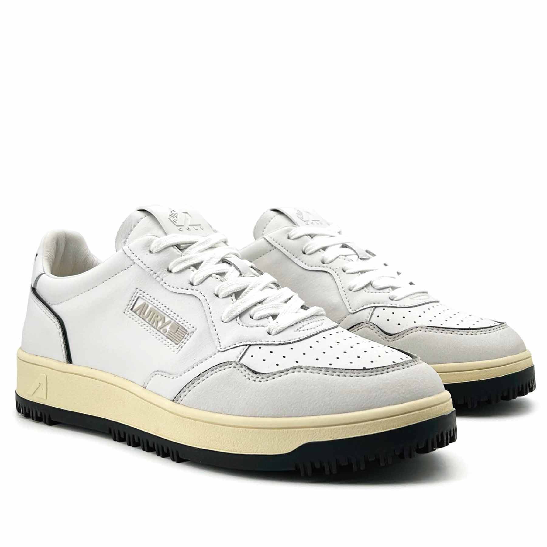 Golf Sneakers Low Man White Leather Black