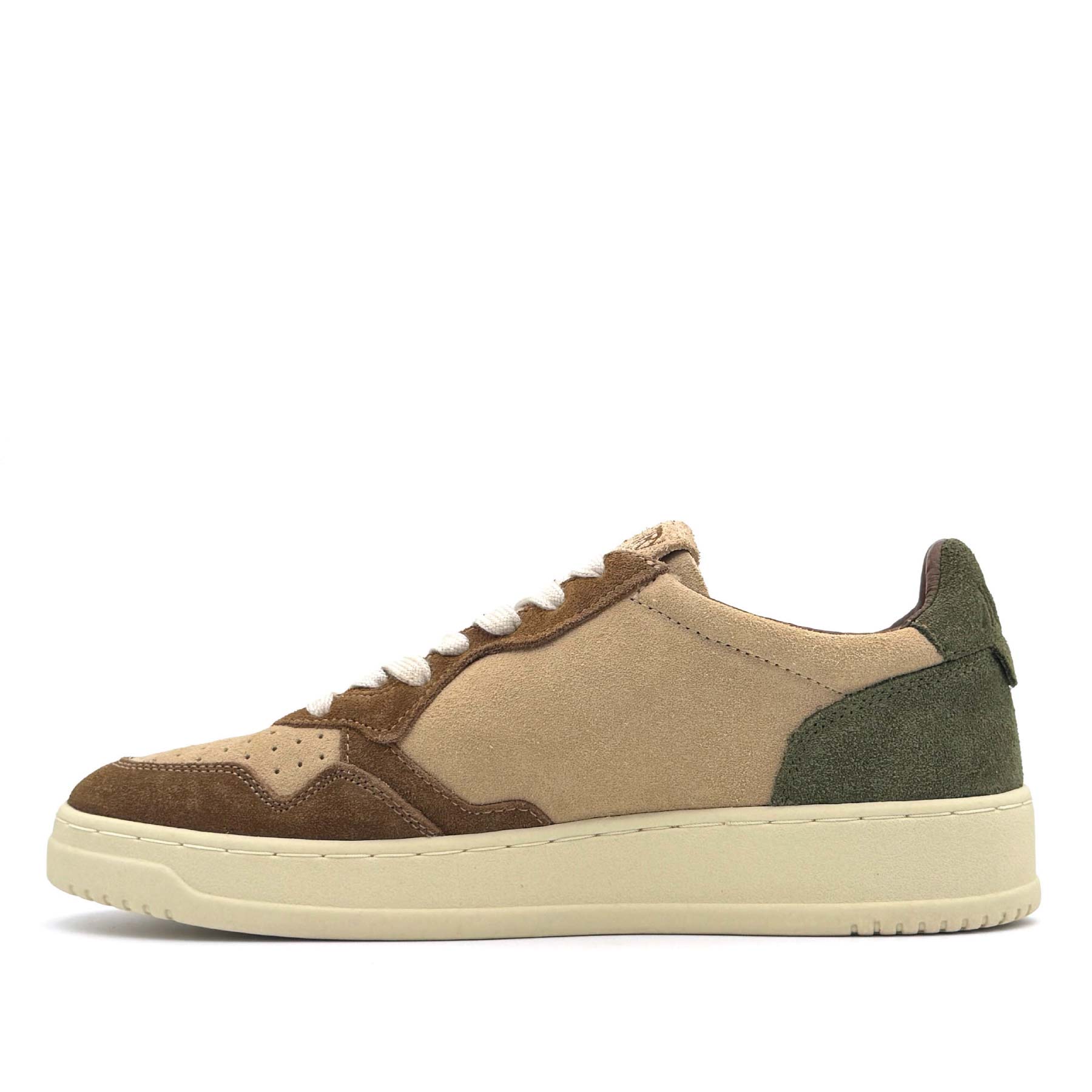 Medalist Low Man Tric Suede Capper Land