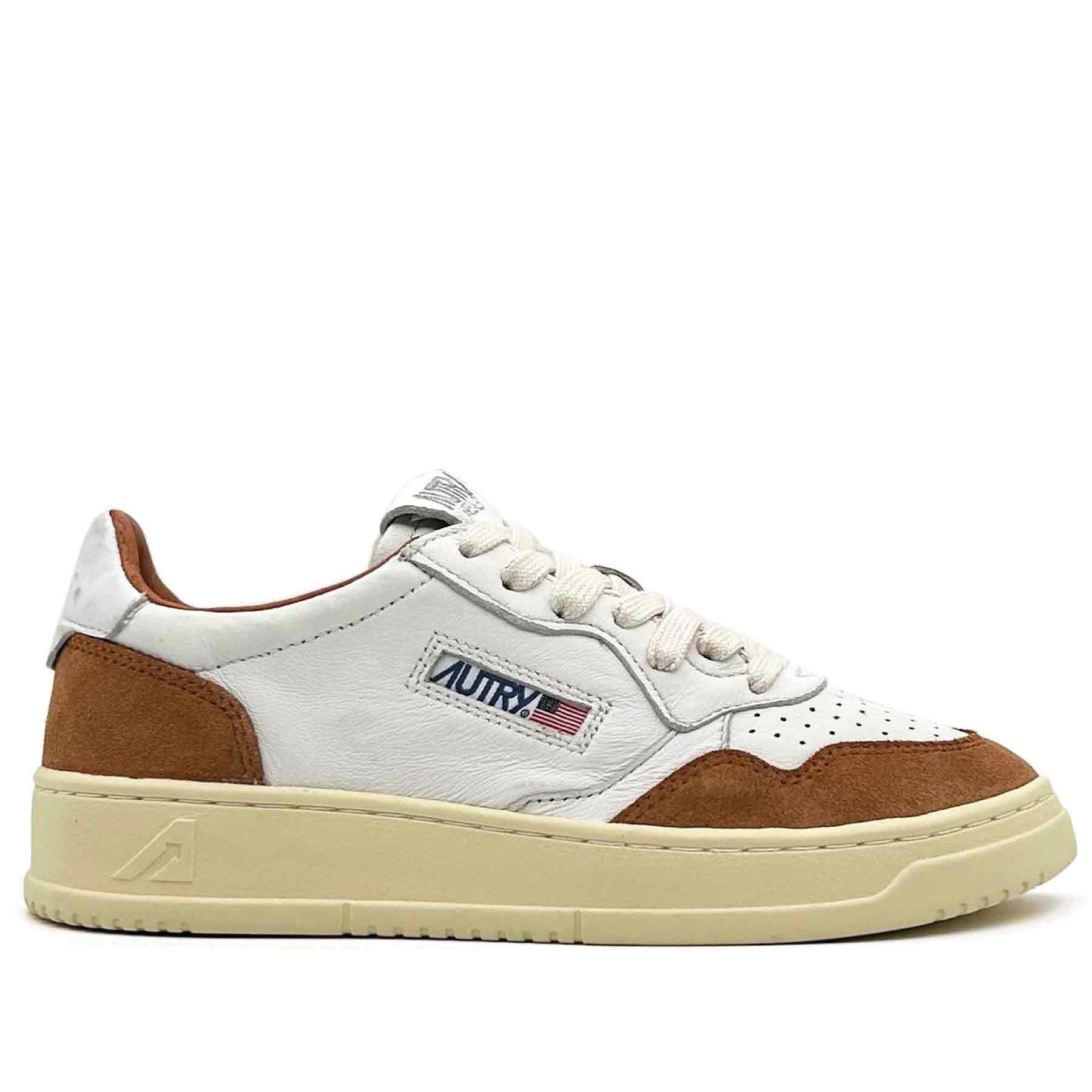 Medalist Low Women White Goat Leather Caramel Suede