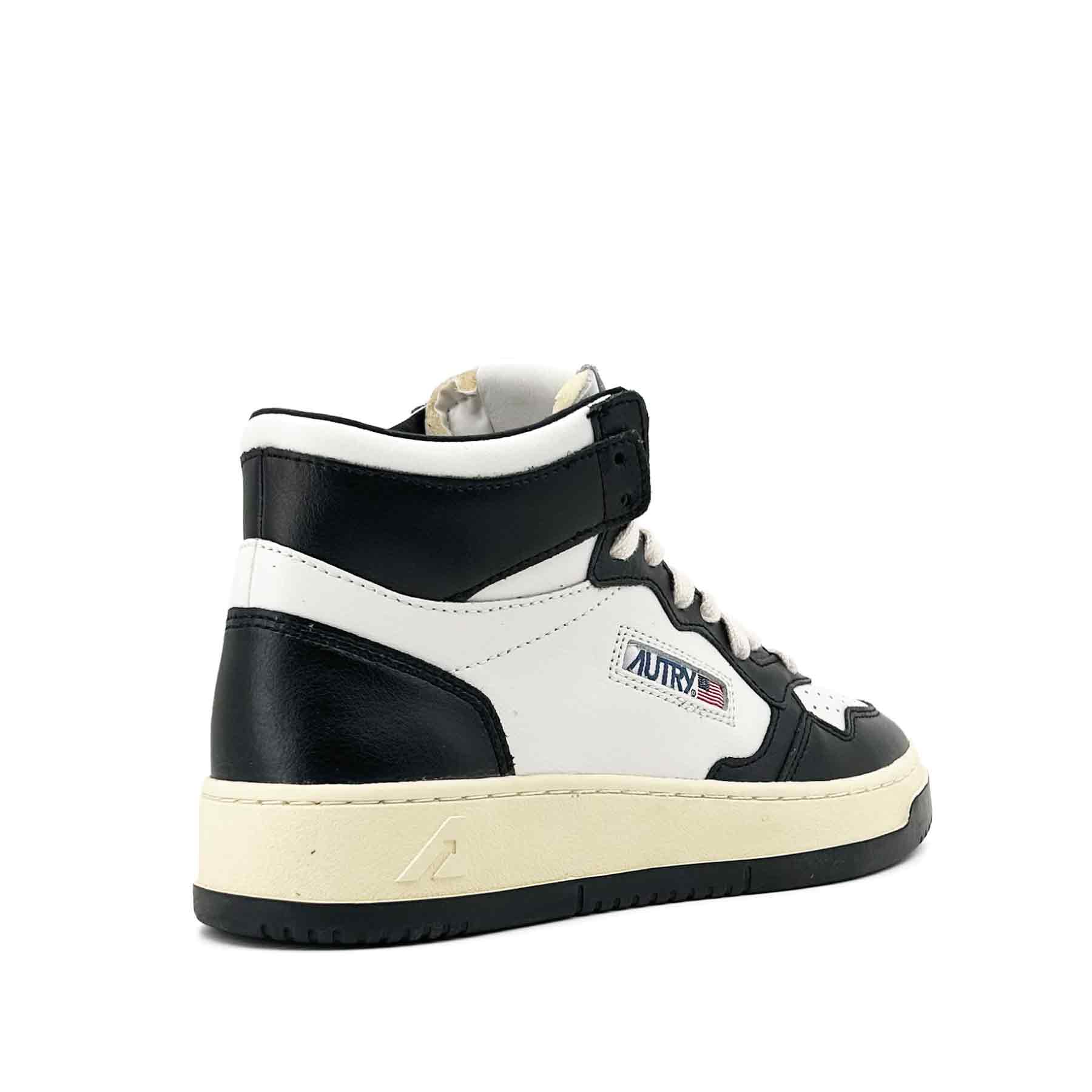 Medalist Mid Women Leather White Black