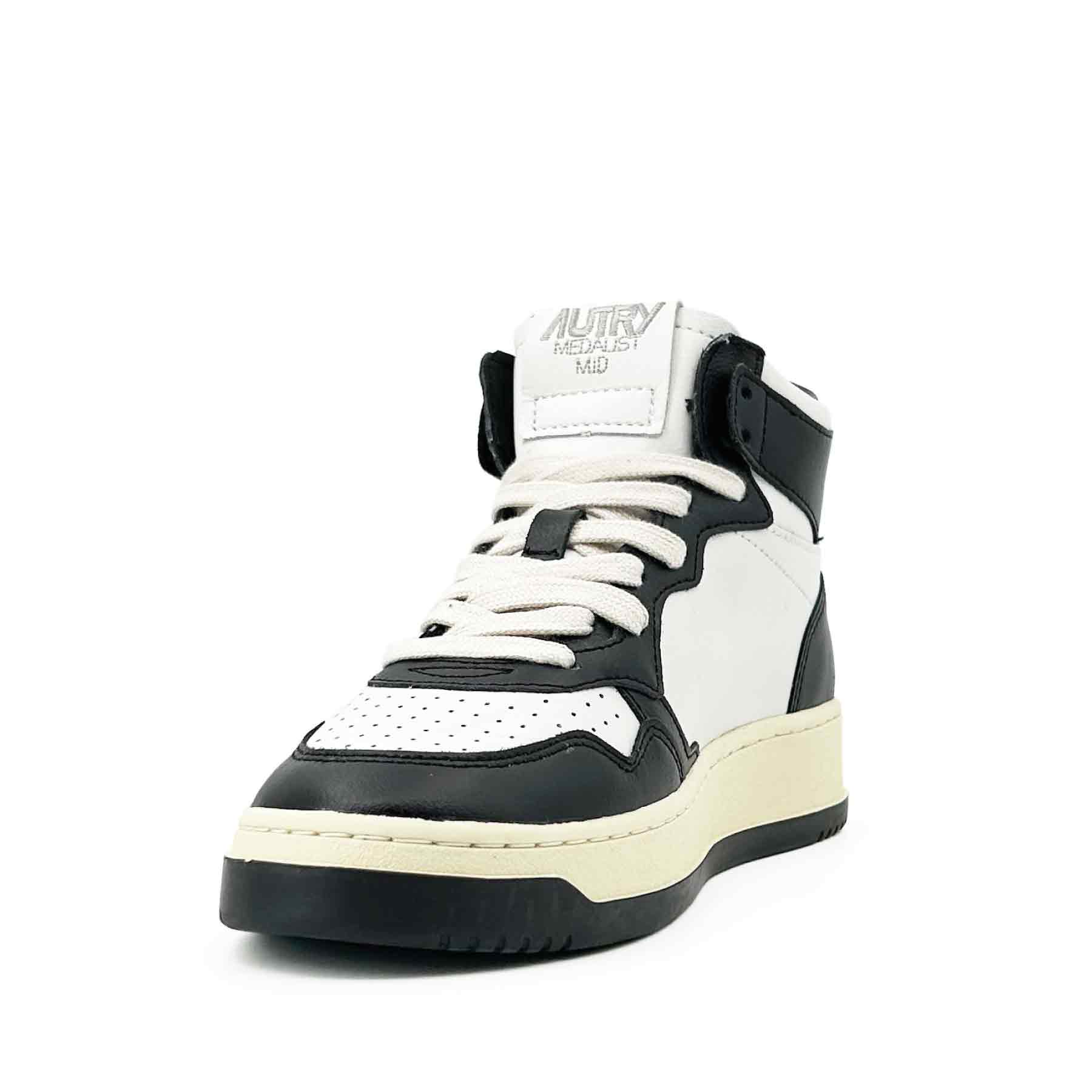 Medalist Mid Women Leather White Black