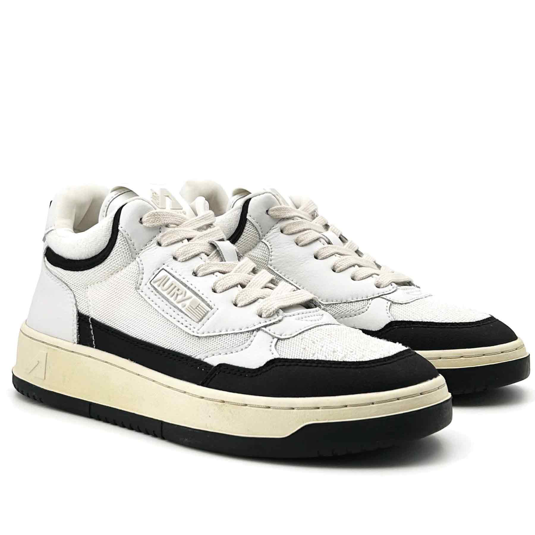 Tennis Mid Woman White Black