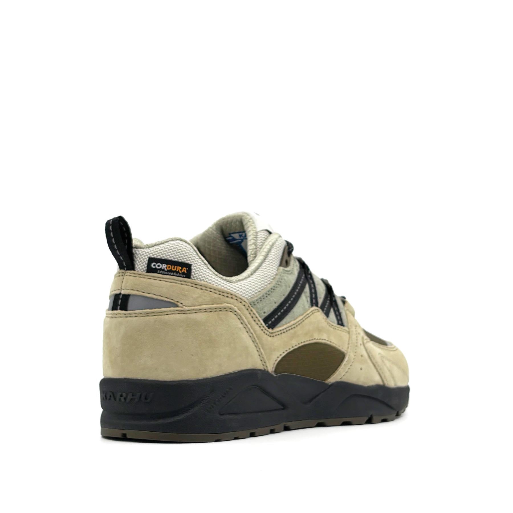 Fusion 2.0 Pale Olive Green / Jet Black