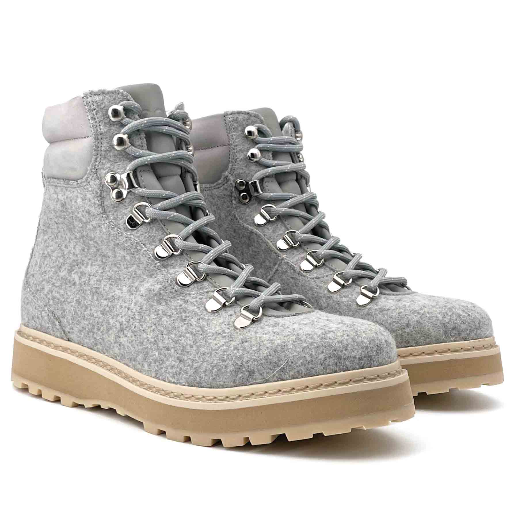 Hiking Divina Light Grey W