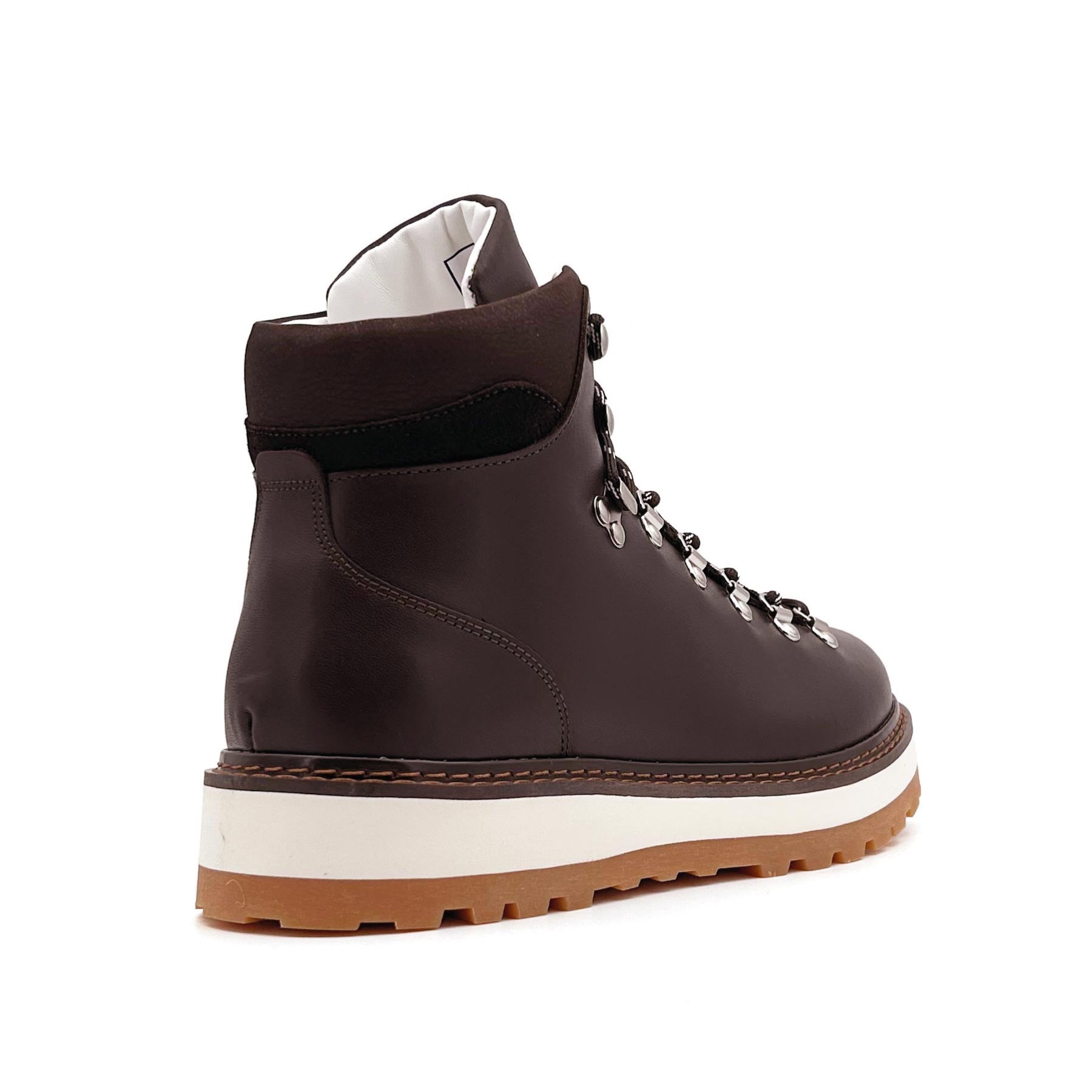 Tag Flat Brune M