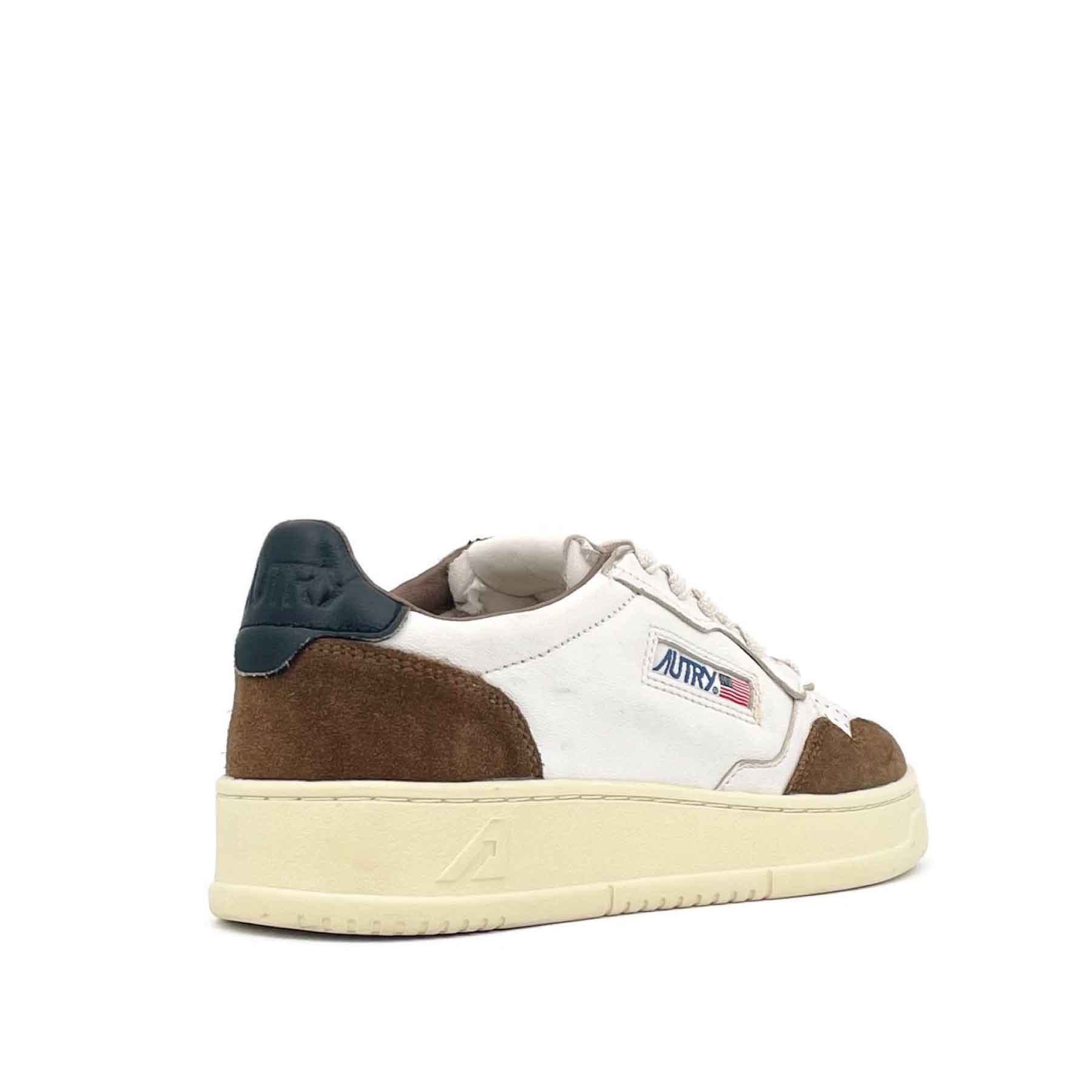 01 Medalist Low W White Goat Leather Cigar Suede / Black