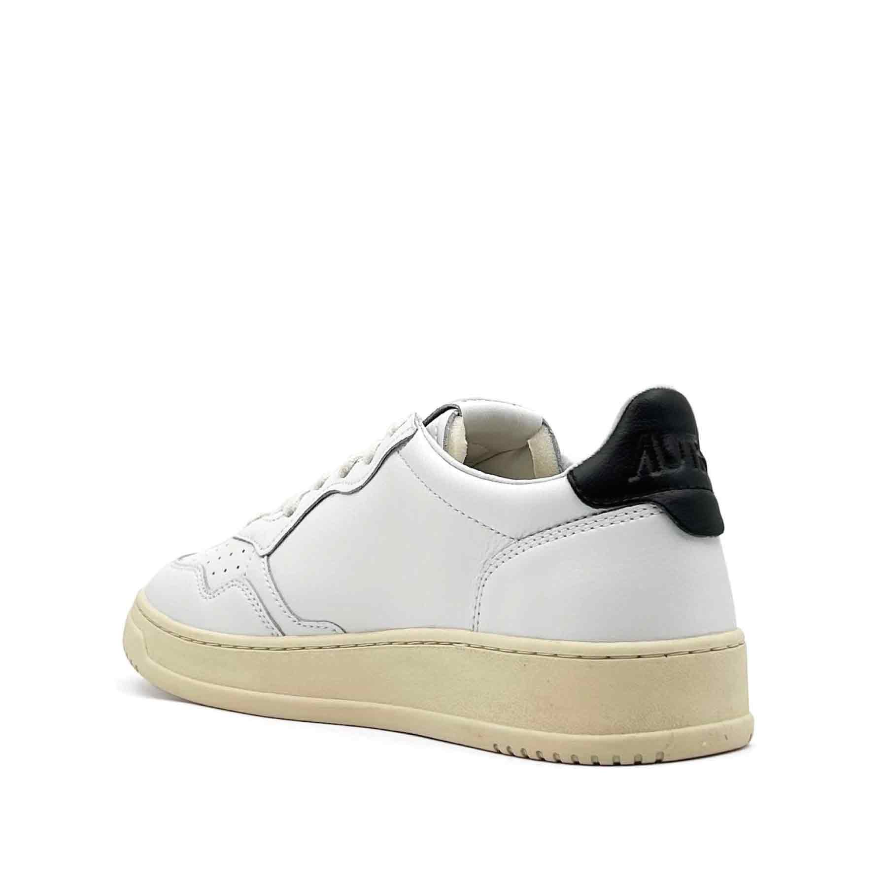 Medalist Low Man White Black Leather