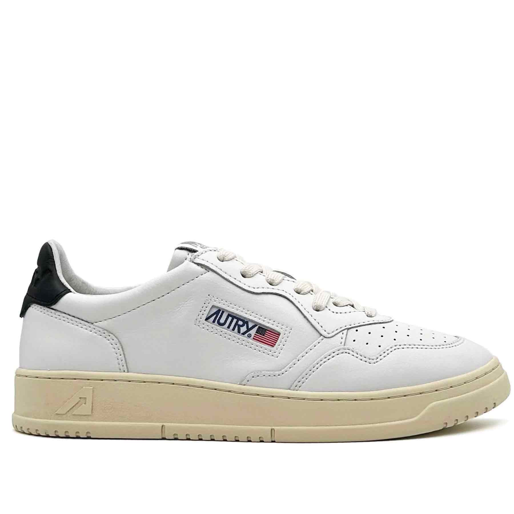 Medalist Low Man White Black Leather