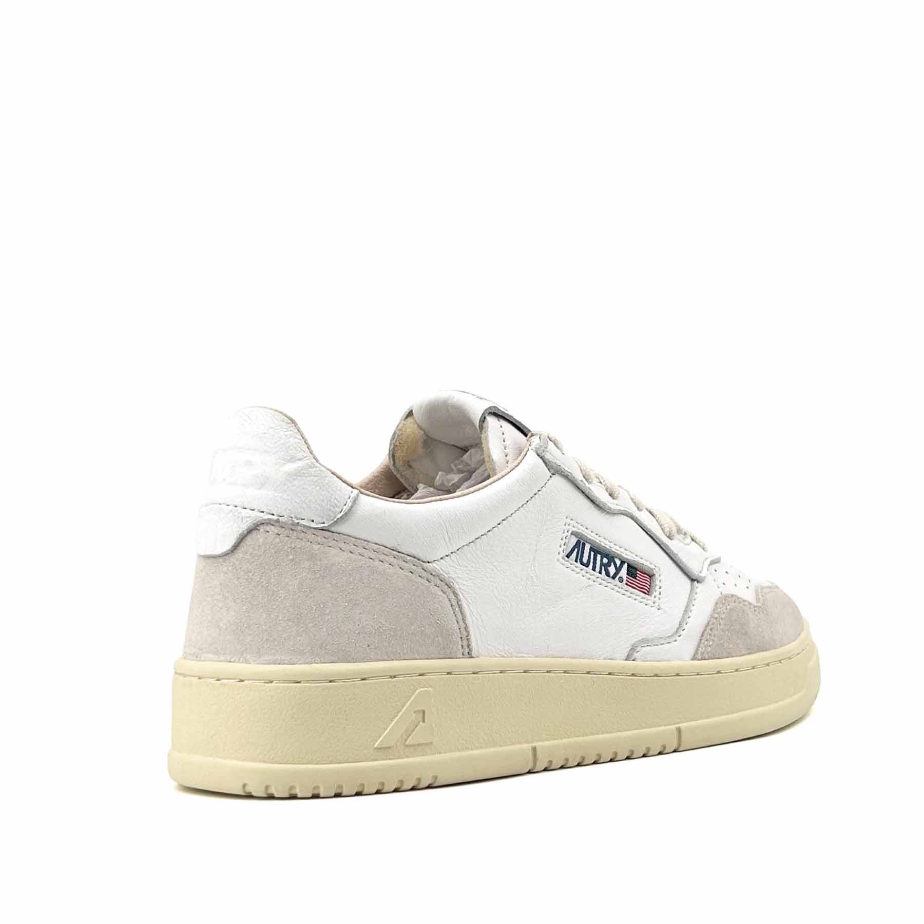 Medalist Low Man White Goat Leather White Suede