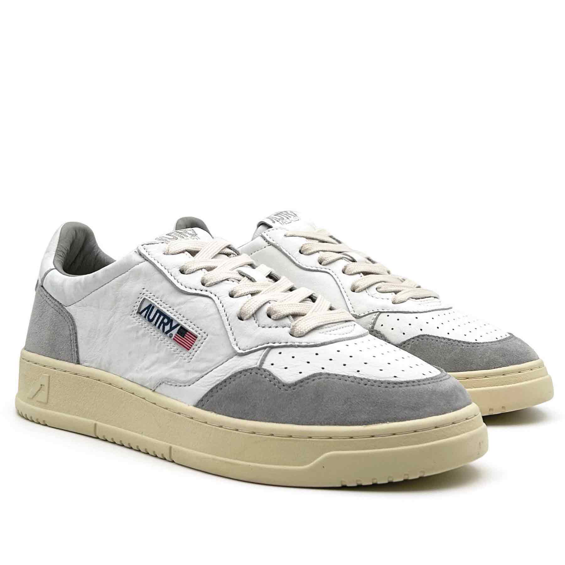 Medalist Low Man White Goat Leather Grey Suede