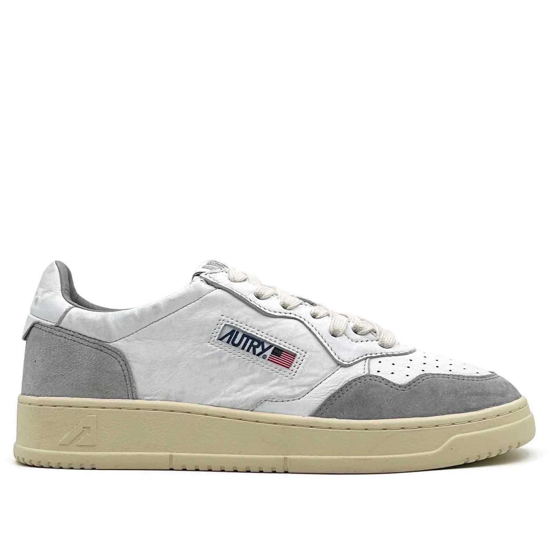 Medalist Low Man White Goat Leather Grey Suede