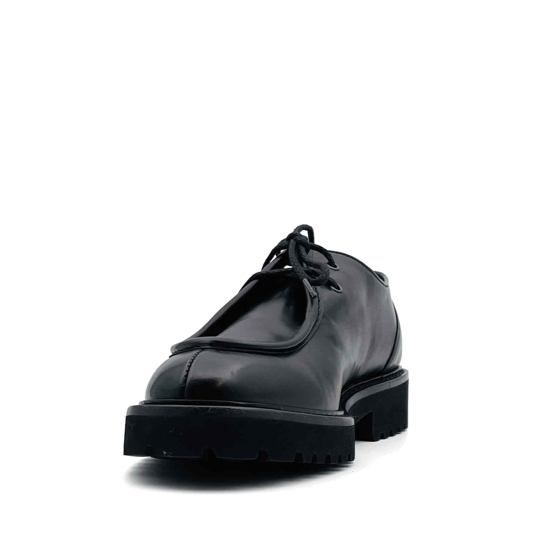 BLACK TWO-HOLE LEATHER LACE-UP