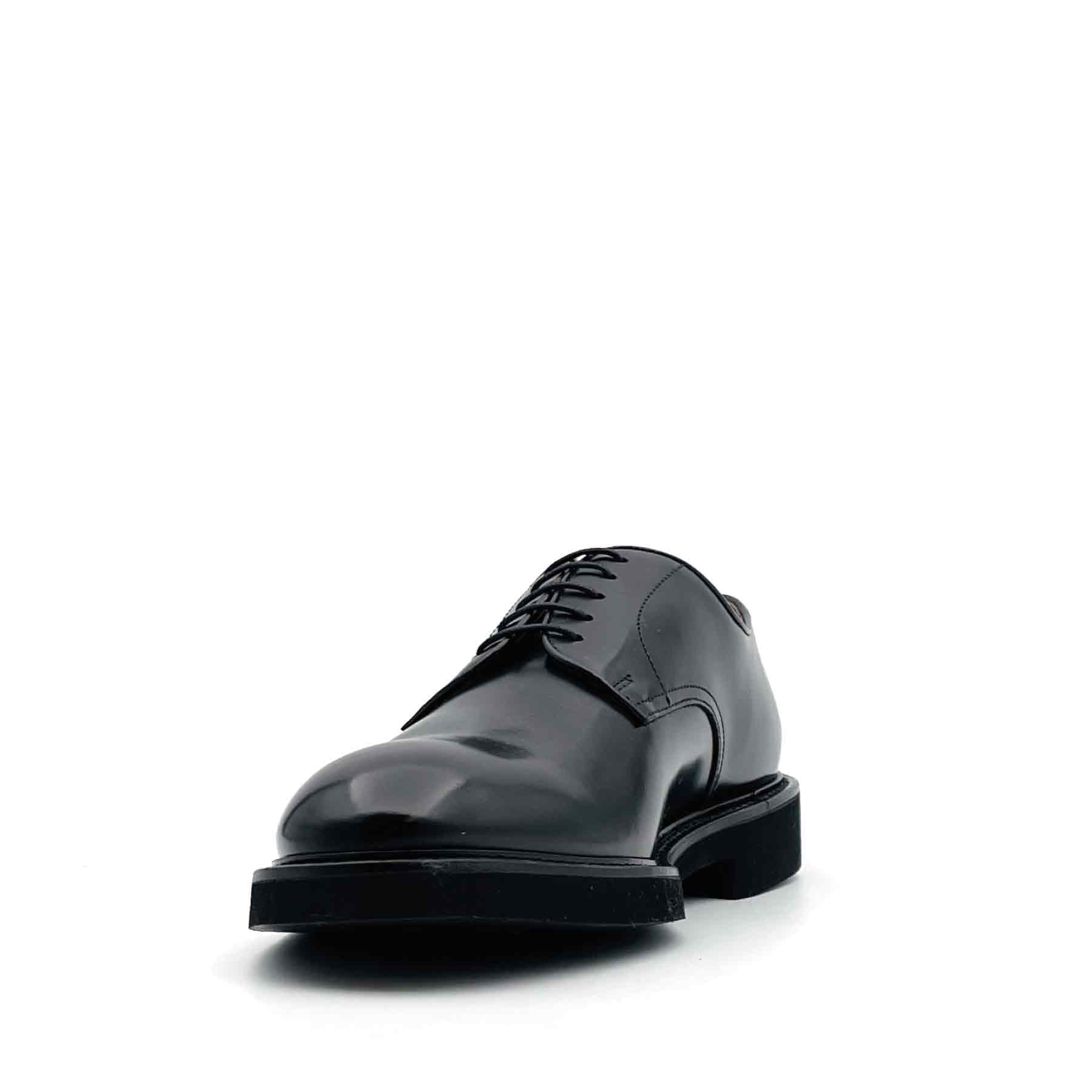 DERBY BLACK LEATHER LACE-UPS