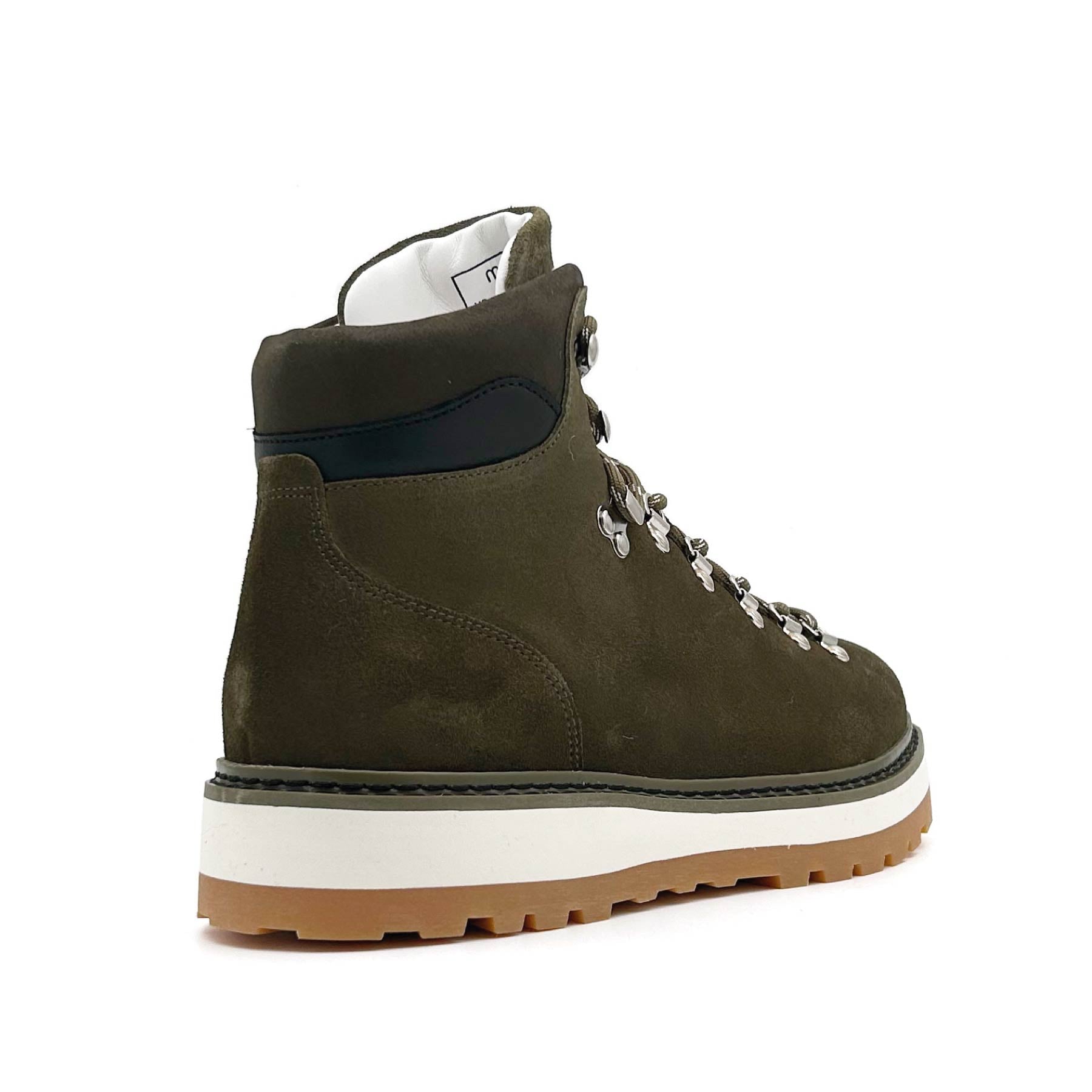 Tag Suede Forest M