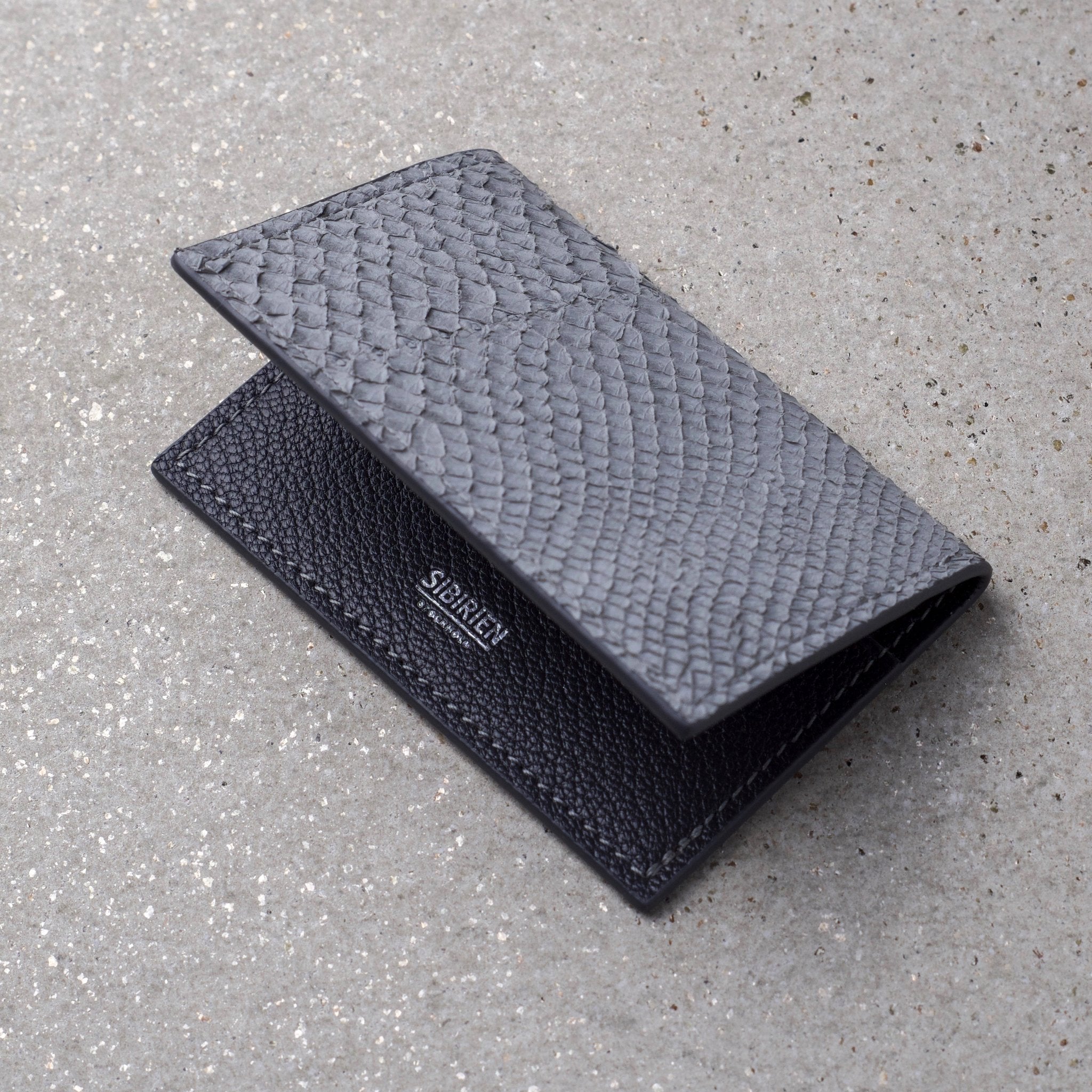 Byfold Card Holder Gray