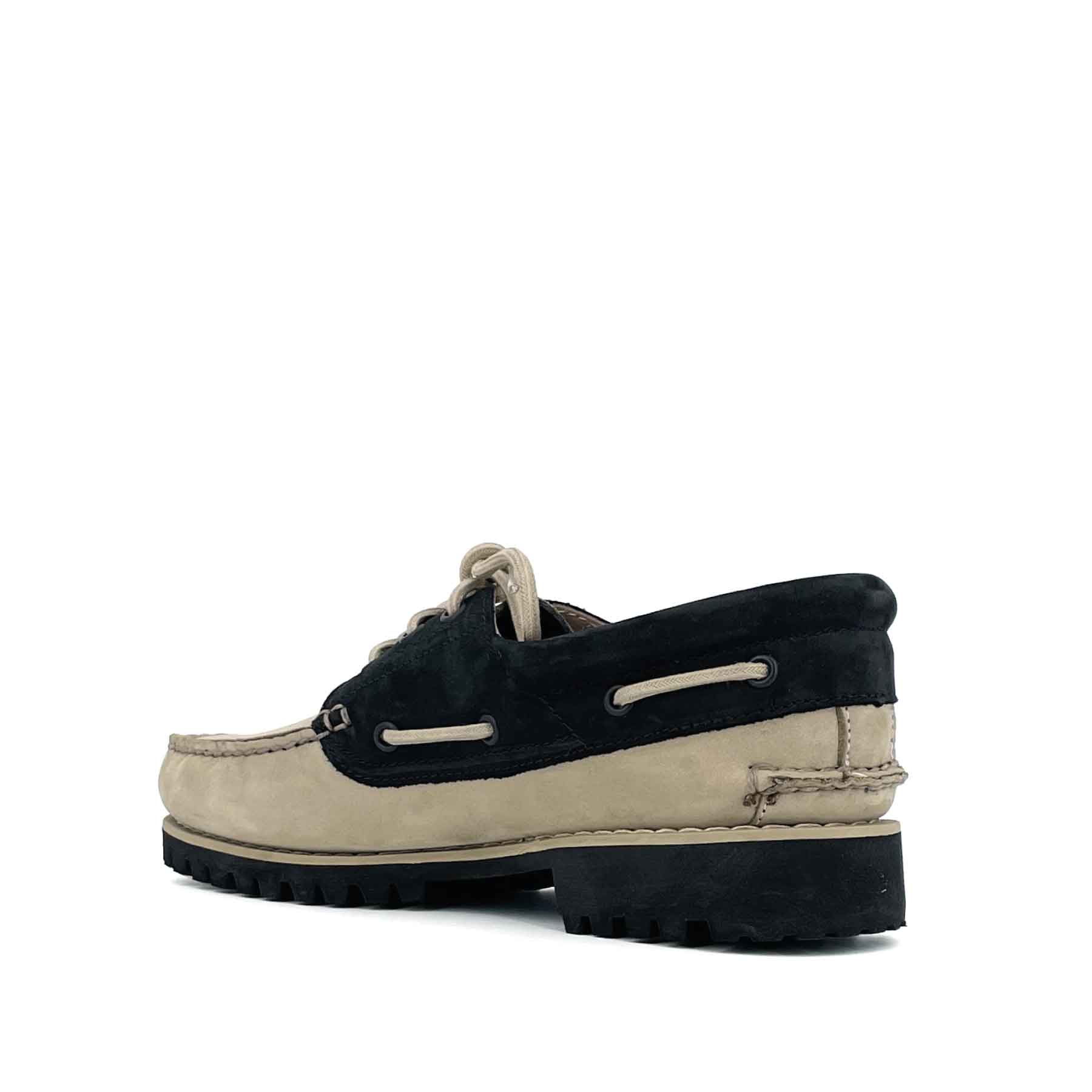 Authentics 3 Eye Classic Lug Black Beige