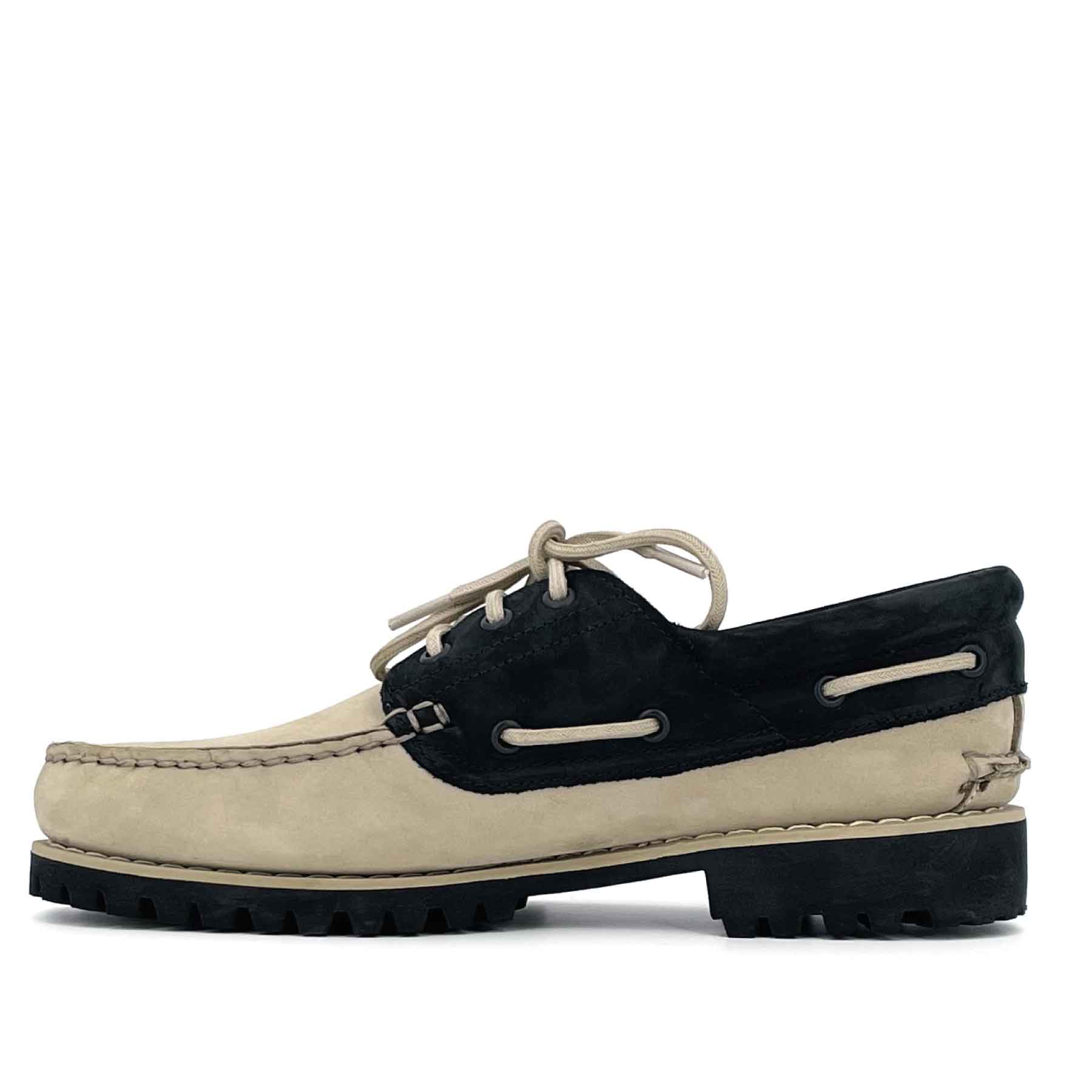 Authentics 3 Eye Classic Lug Black Beige